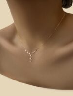 گردنبند گل برجسته حلقه ای