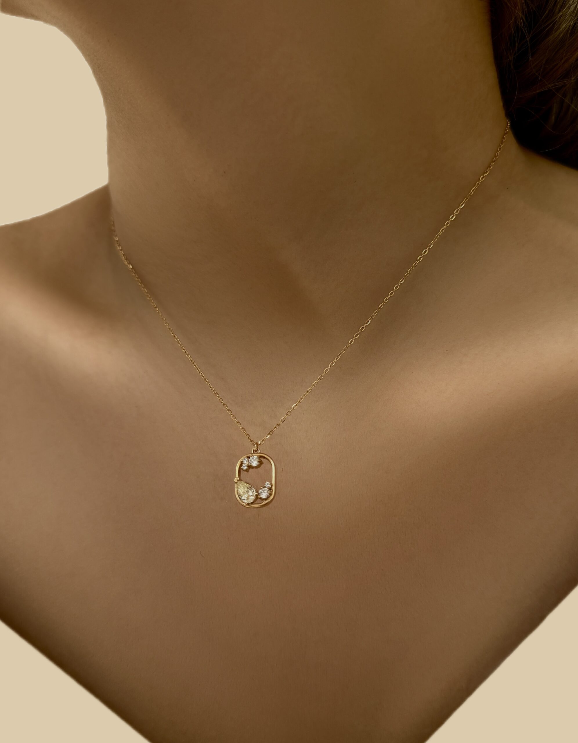 IMG_9044 گردنبند طرح جواهر - Image 1